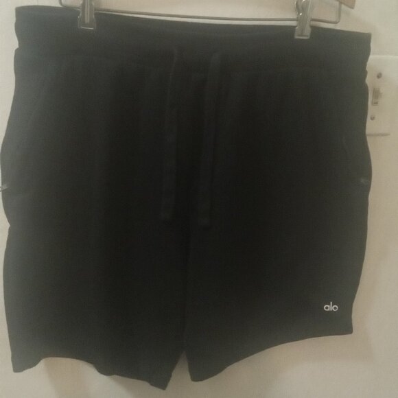 Alo Yoga Chill Shorts 7.5” Black Zip Pockets Size XL - Picture 2 of 4